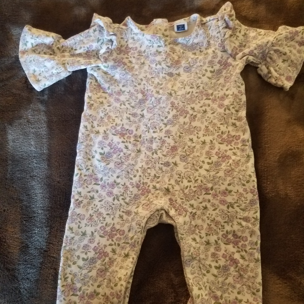Janie and Jack spring outfit size 0-3 months